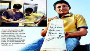 Shahrukh Khan gifted a bat to Sarfraz