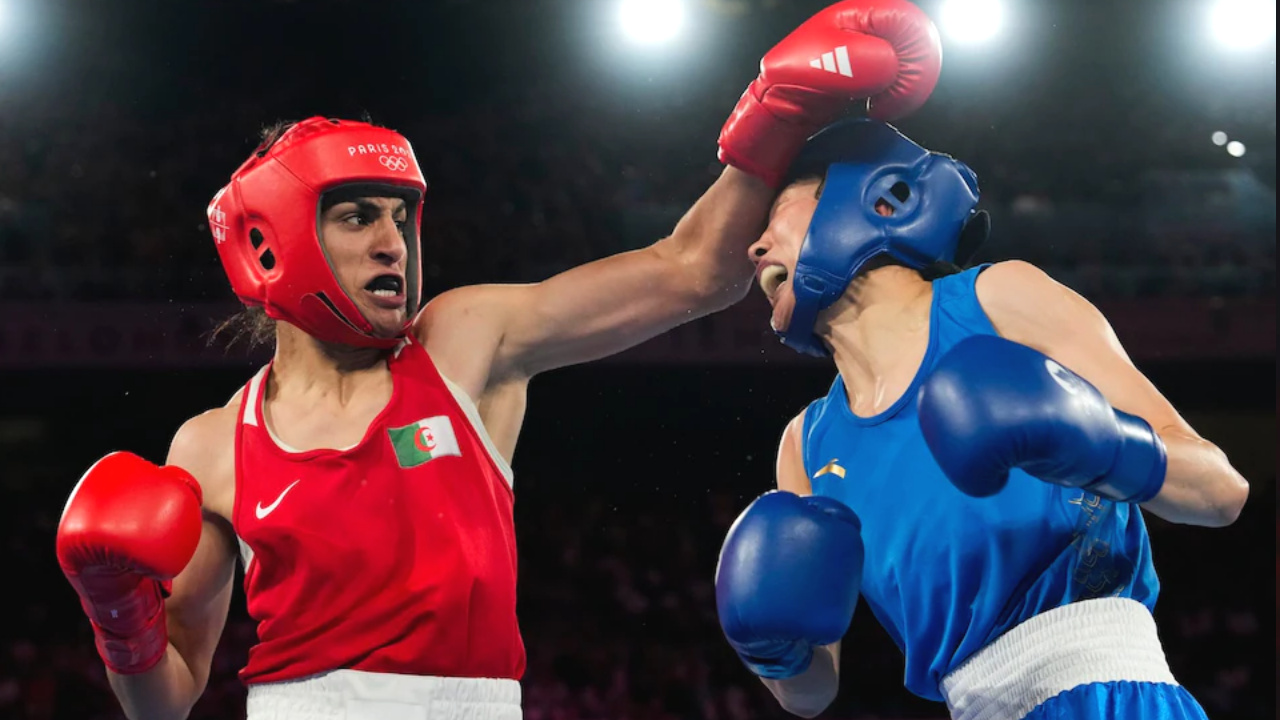Imane Khelif boxing in Paris Olympic