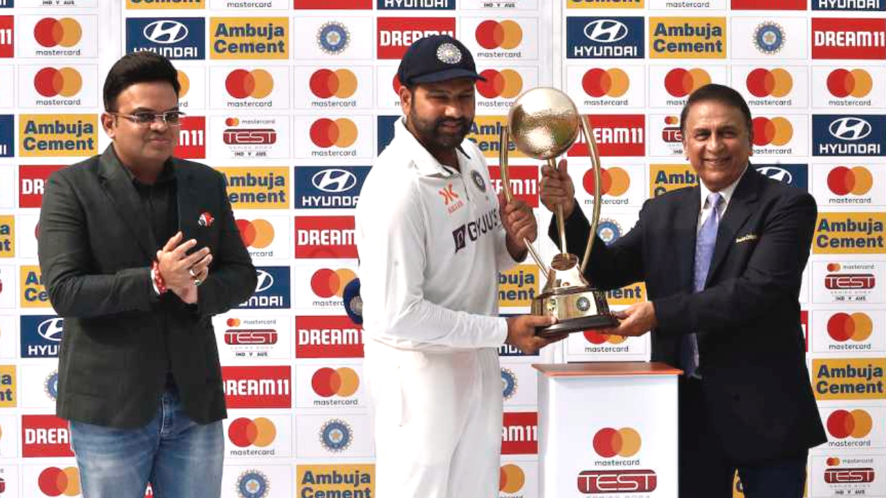 India won Border Gavaskar series trophy