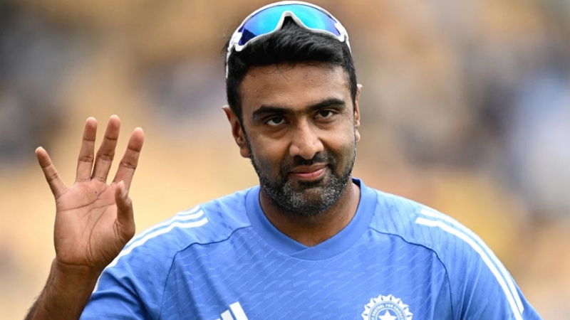 ইতিহাসের পাতায় নাম লেখাতে যাচ্ছেন অশ্বিন
