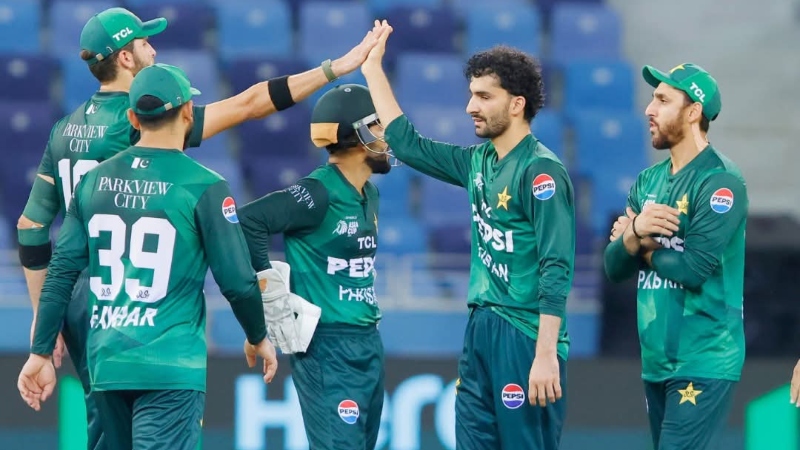 হারিসের ফিফটির পর বোলারদের ঝলক, বড় জয় পাকিস্তানের