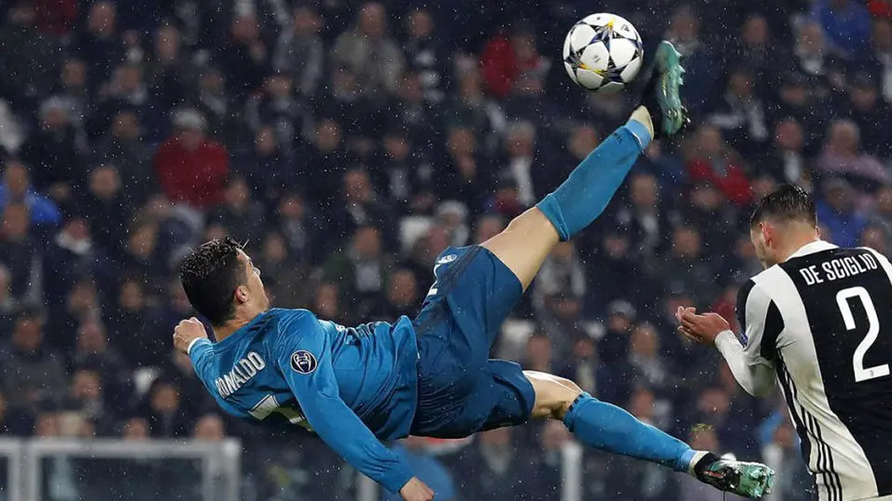 CR7 Bicycle Kick