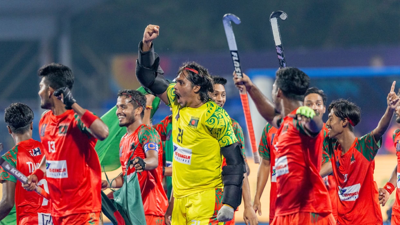 Bangladesh celebrates Junior Hockey World Cup Challenger Trophy wins