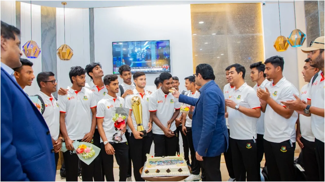 bangladesh U-19 cricket team airport 2