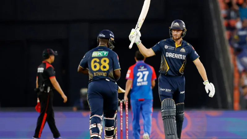 Gujarat beats Delhi to take top spot
