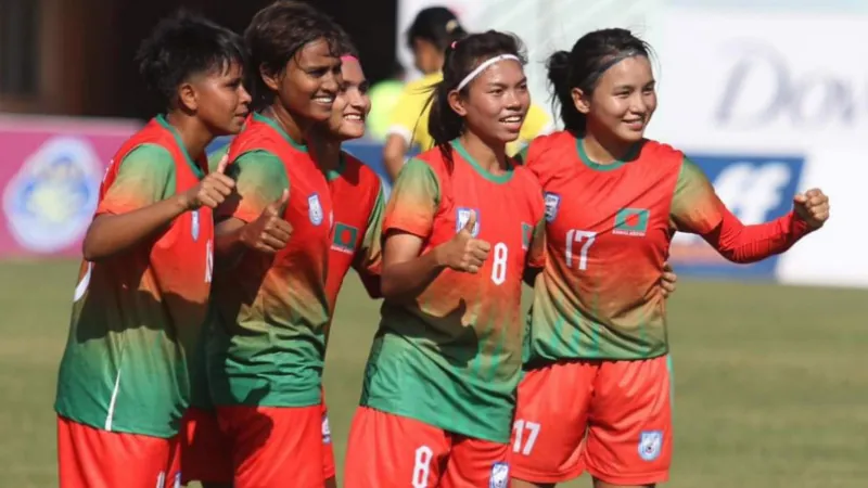 Bangladesh women football team in Saff