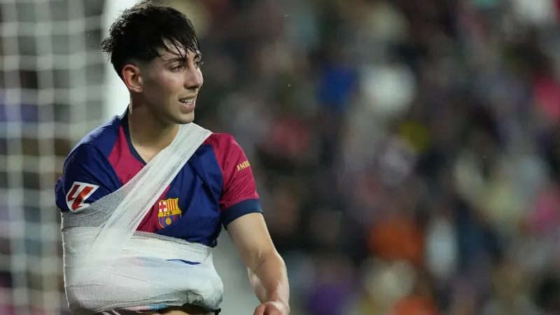 Dani Rodriguez with bandage on shoulder
