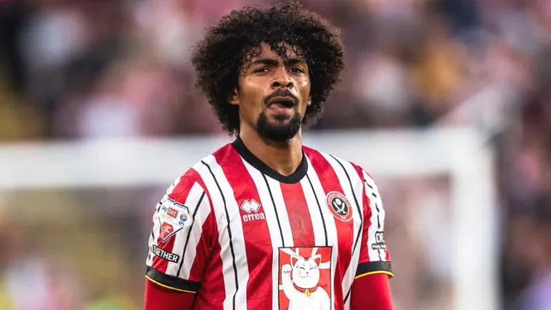 Hamza Chowdhury in Sheffield United