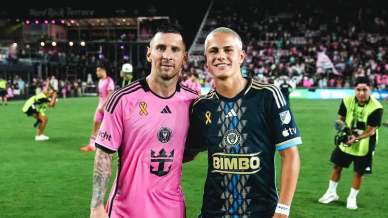 Cavan Sullivan with Lionel Messi