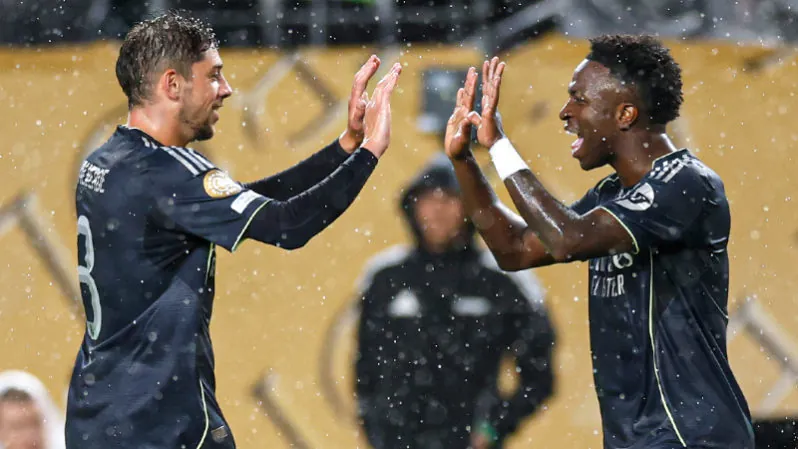 Real Madrid won and reserved place in super sixteen