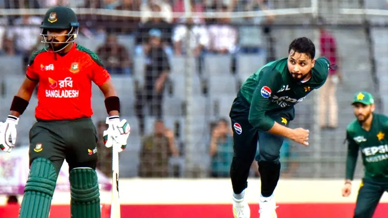 Bangladesh are 4 wickets short in the powerplay