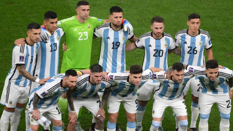 Argentina announce squad for final two World Cup qualifiers.
