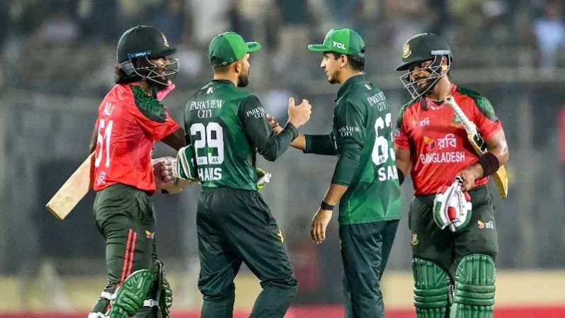 We shouldn't have lost to Bangladesh- Rashid Latif