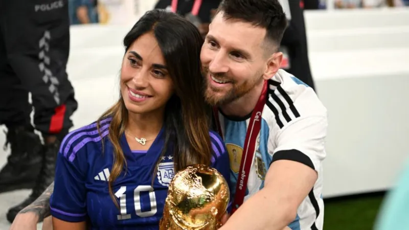 "Messi’s wife Roccuzzo shared an emotional message about him."