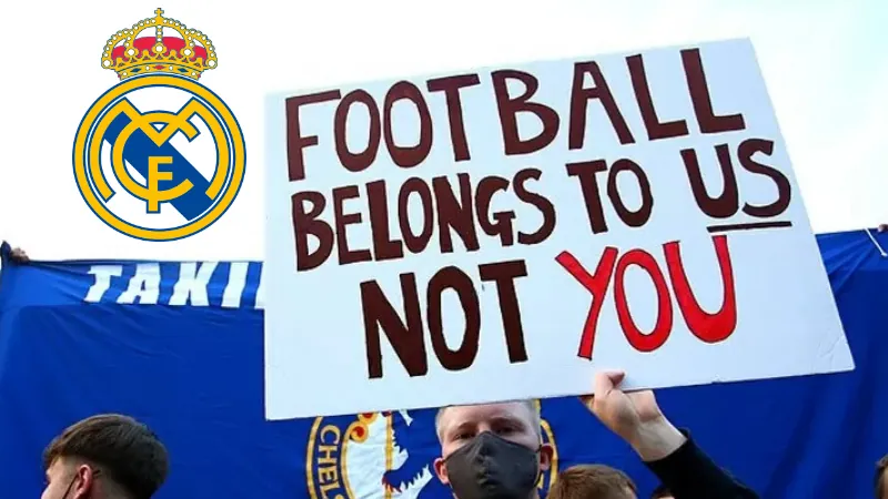 Play card with real madrid logo