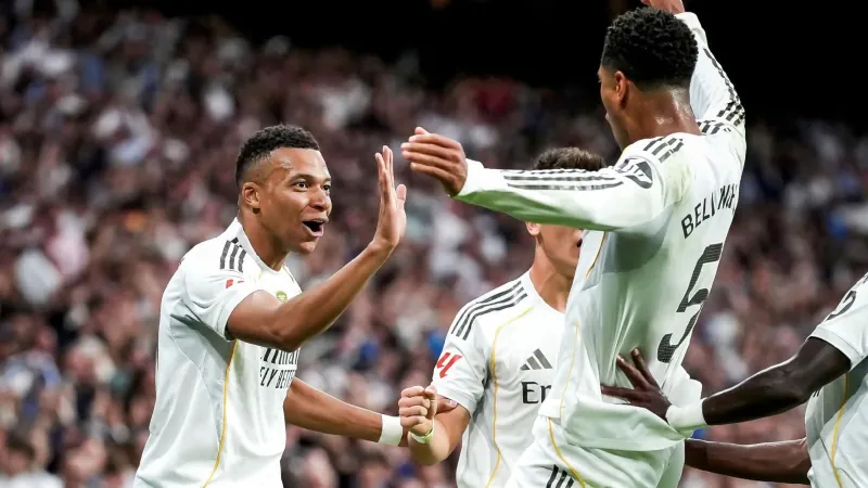 Real Madrid win the first El Clásico of the season.