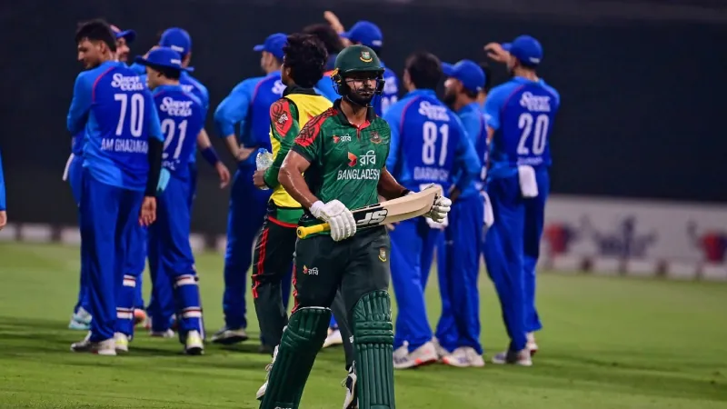 Bangladesh fall short in chase of 191 runs.