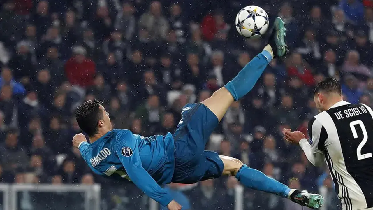 CR7 Bicycle Kick
