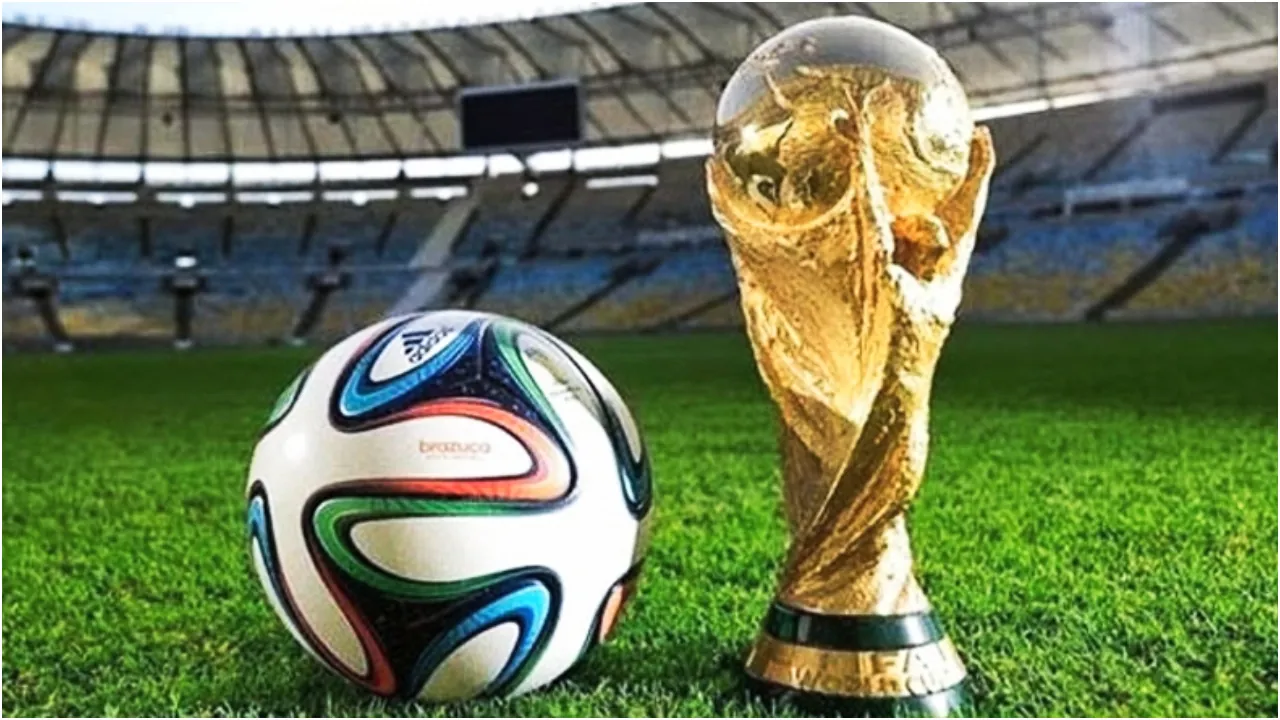 Football World Cup Trophy