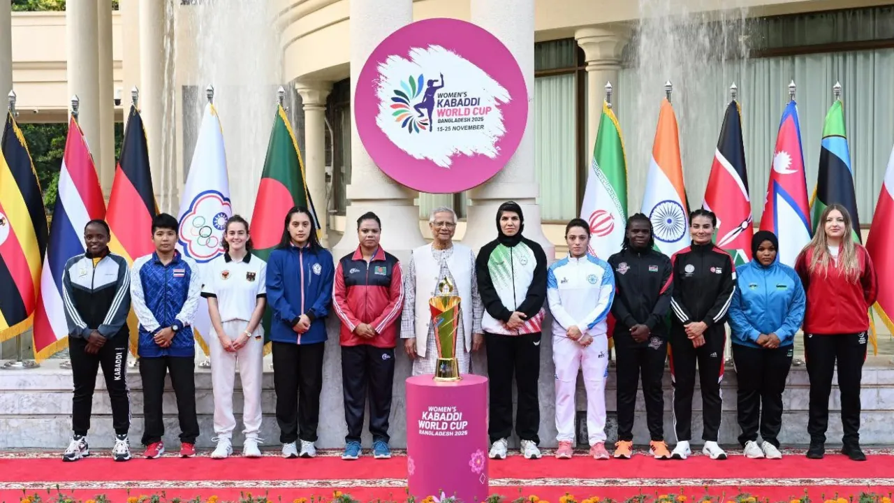 The Chief Adviser unveiled the trophy of the Women's Kabaddi World Cup.