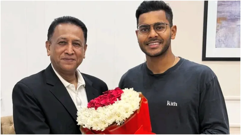 সৌমিত সোম