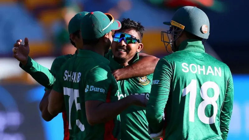 Bangladesh reach the quarterfinals of the Hong Kong Sixes by defeating Sri Lanka.