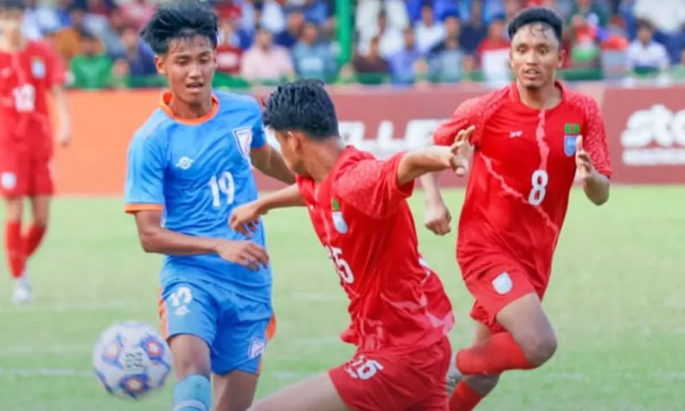 Bangladesh draw 1–1 with India.