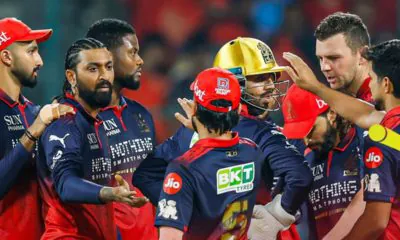 Bengaluru go top of the table by defeating Lucknow.