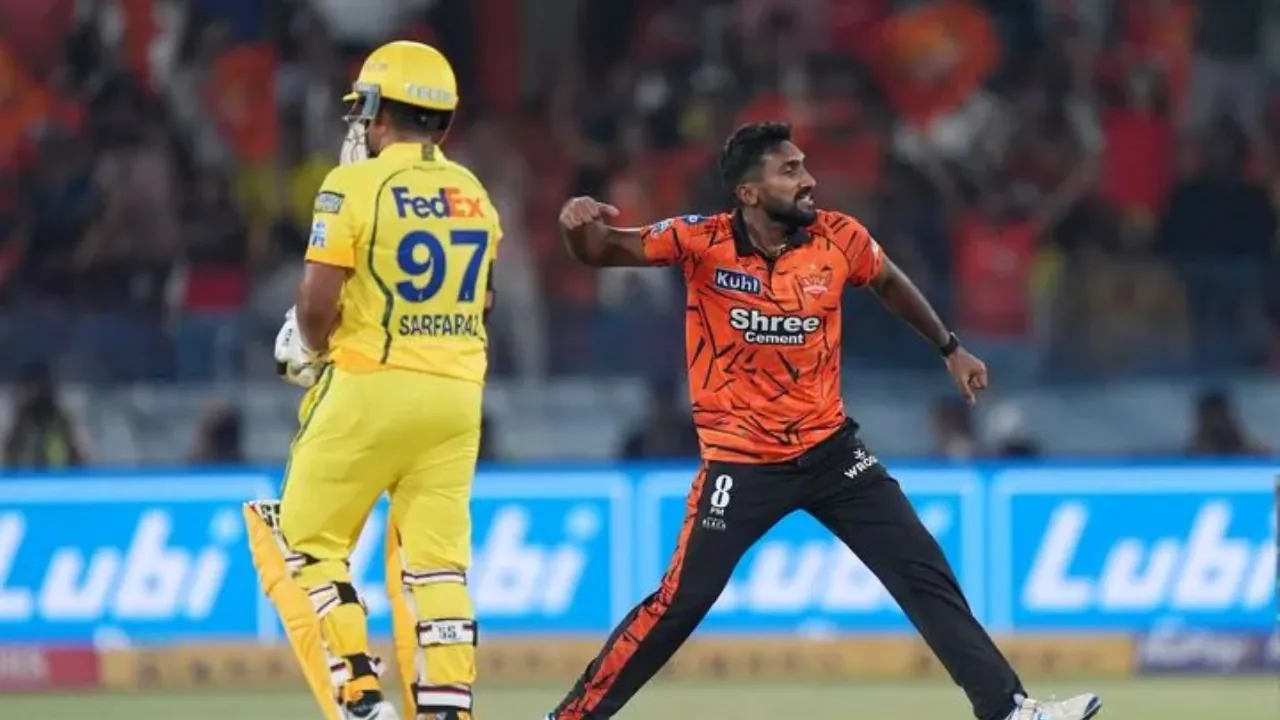 Eshan Malinga removes Sarfaraz