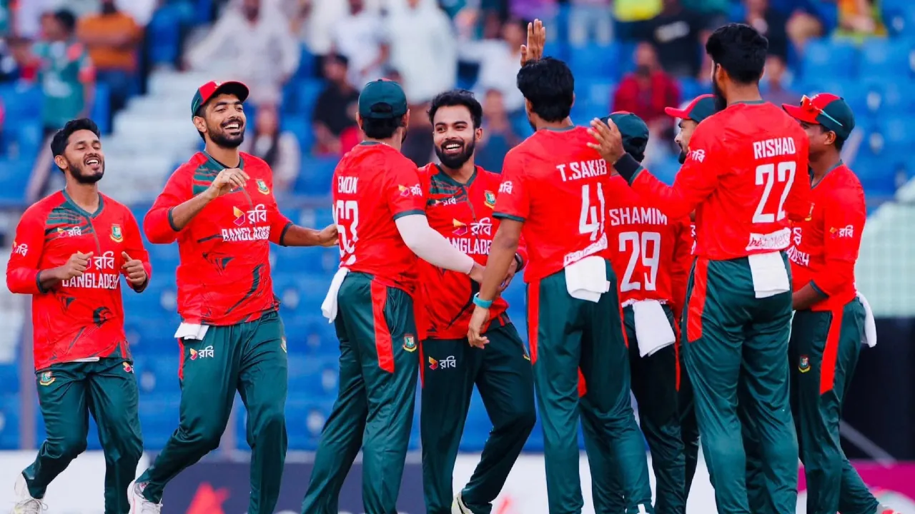 48 Bangladeshi cricketers feature in the 2026 Lanka Premier League draft.
