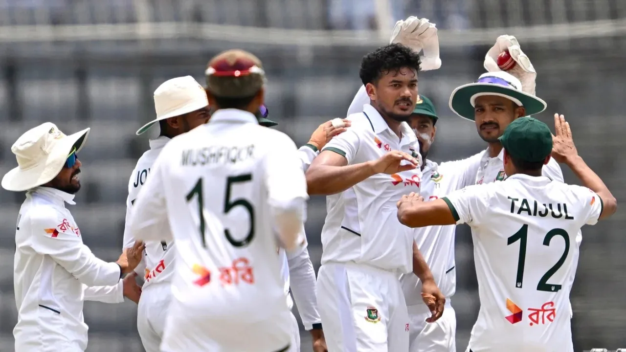 Taskin gives a breakthrough against Pakistan